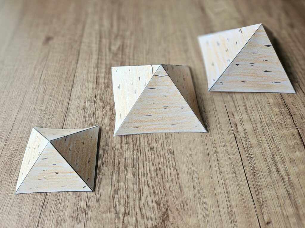 Pyramids of Giza 3D craft